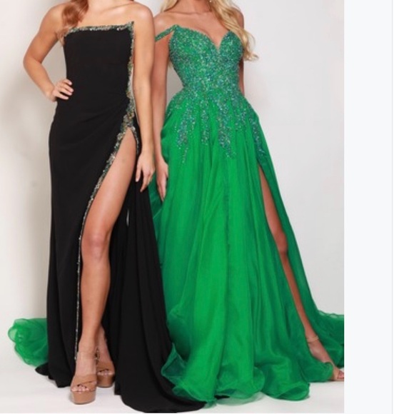 JOVANI COTURE pageant dress - Picture 2 of 12